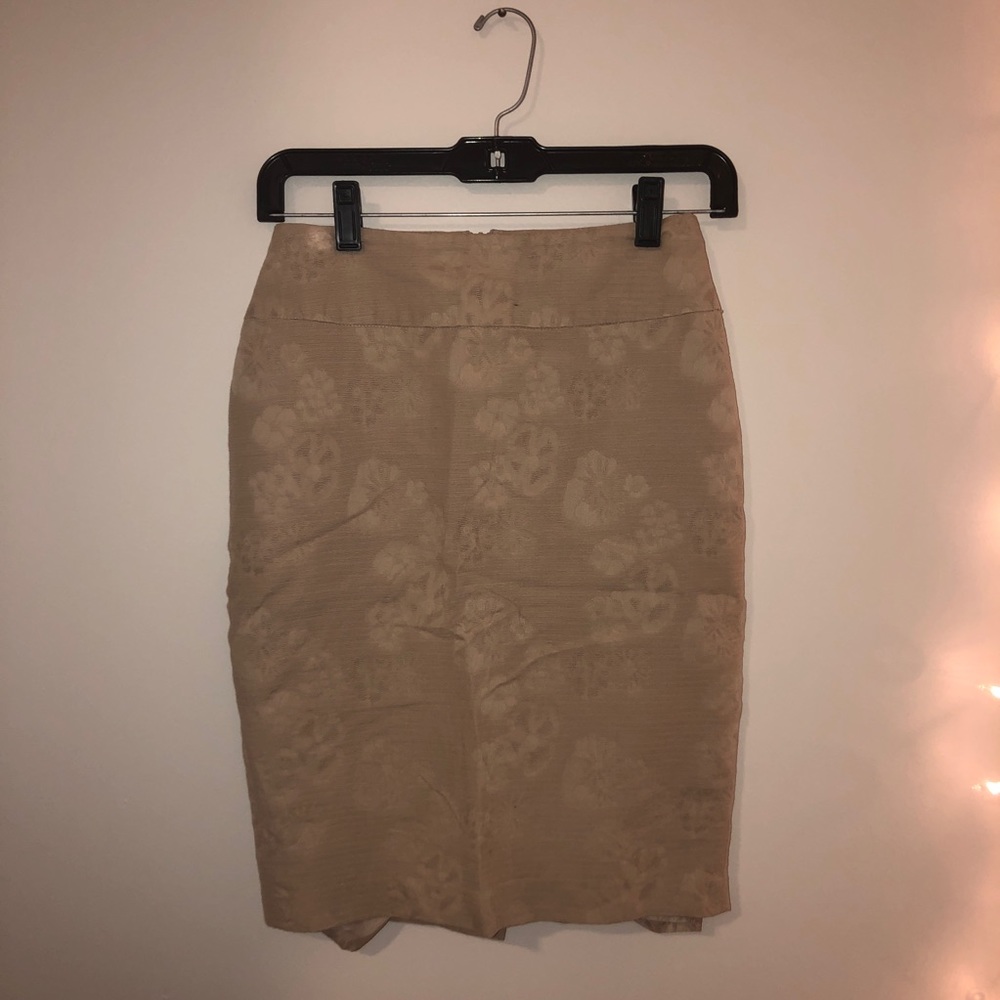 Flower print beige skirt